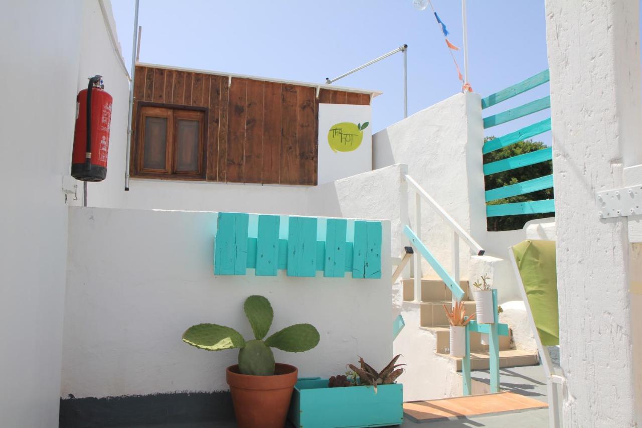 La Papaya - Eco - Yoga - Hiking - Hostel Agaete  Exterior photo